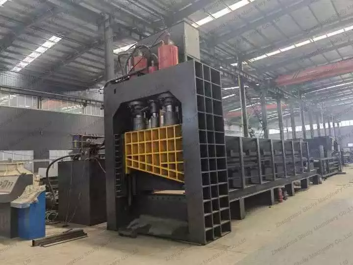 Grande machine de découpe de métal Shuliy