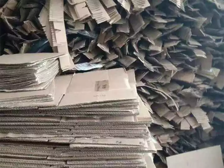 Reciclaje de cartón usado